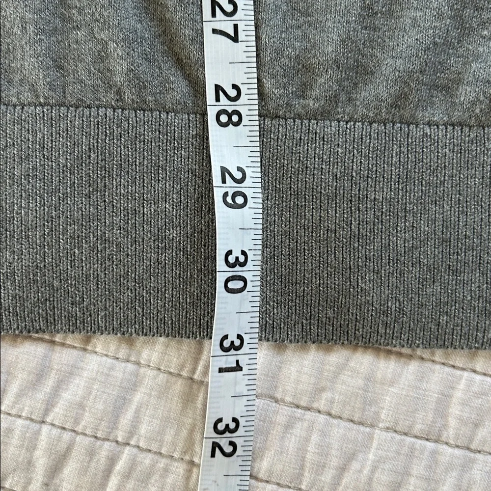 Gap gray 100% cotton V-neck sweater, classic extra large unisex preppy casual​